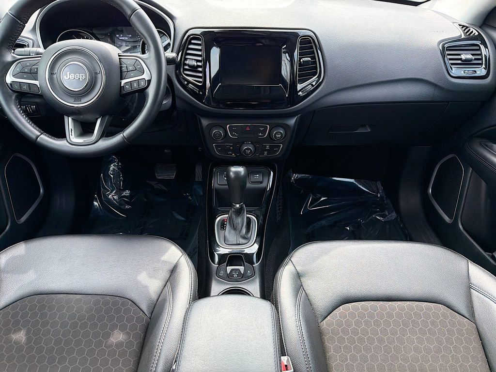 Used 2021 Jeep Compass Latitude image 18