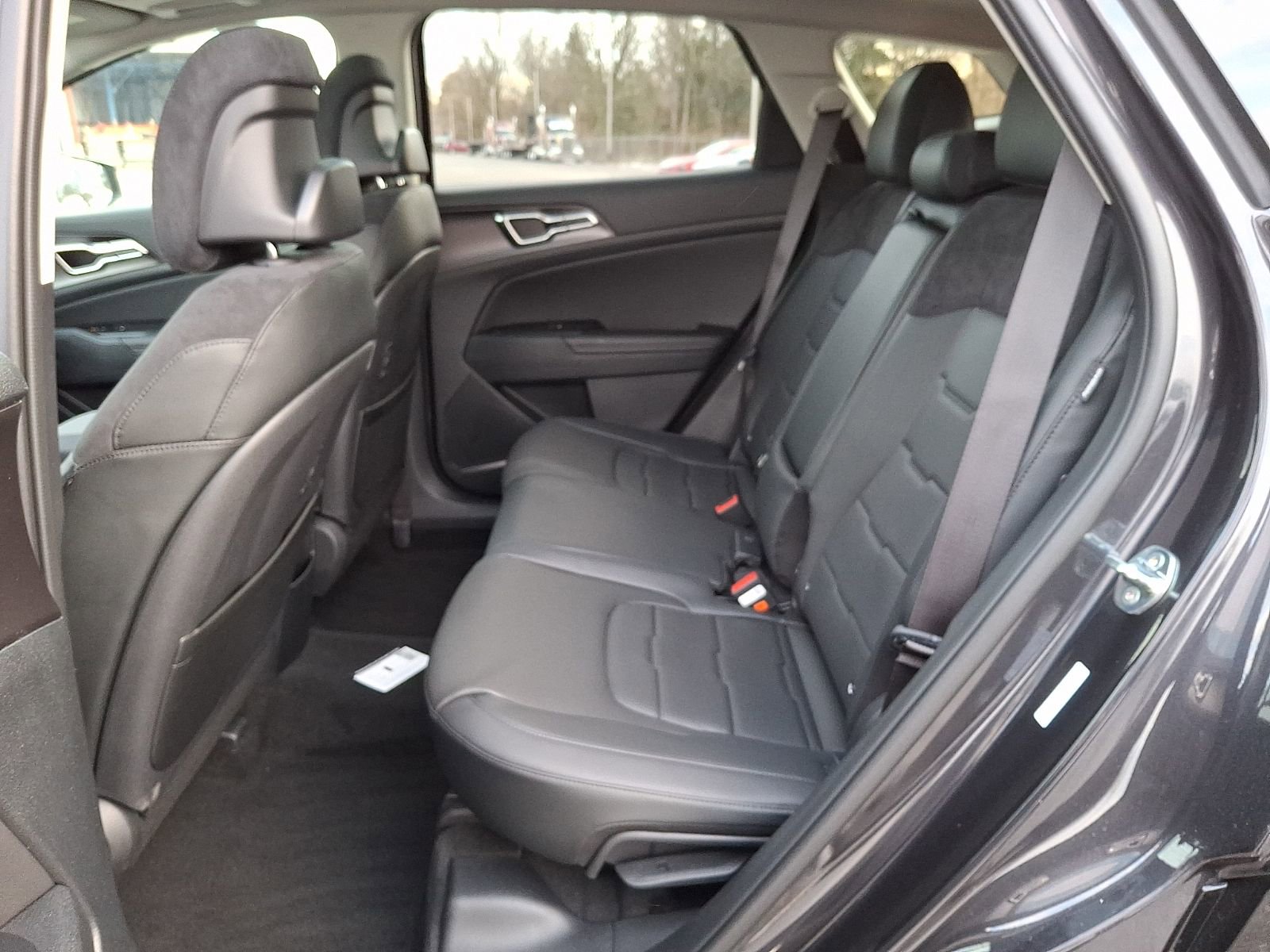 New 2026 Kia Sportage SX image 11