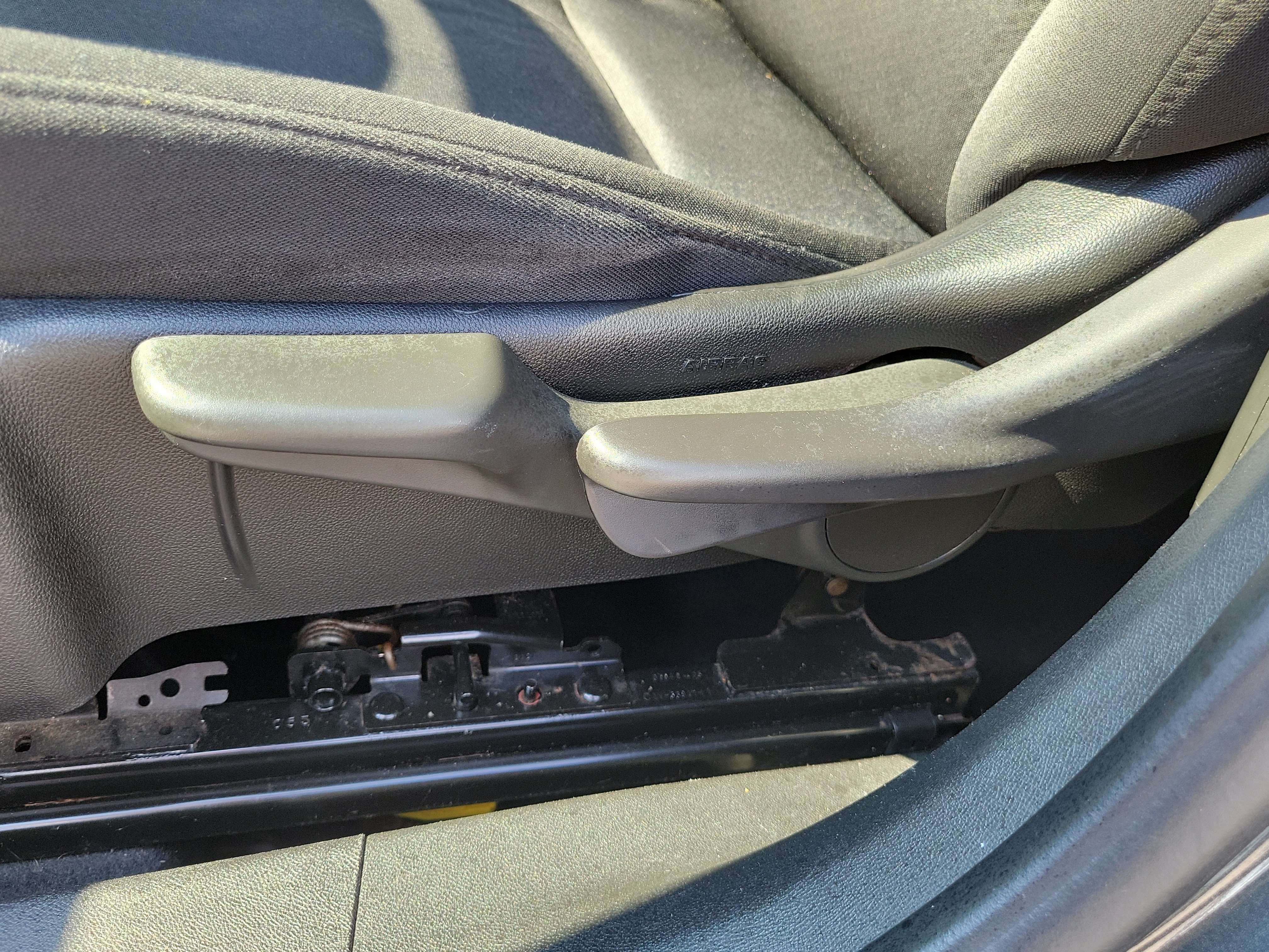 Used 2018 Chevrolet Malibu LS FWD image 16