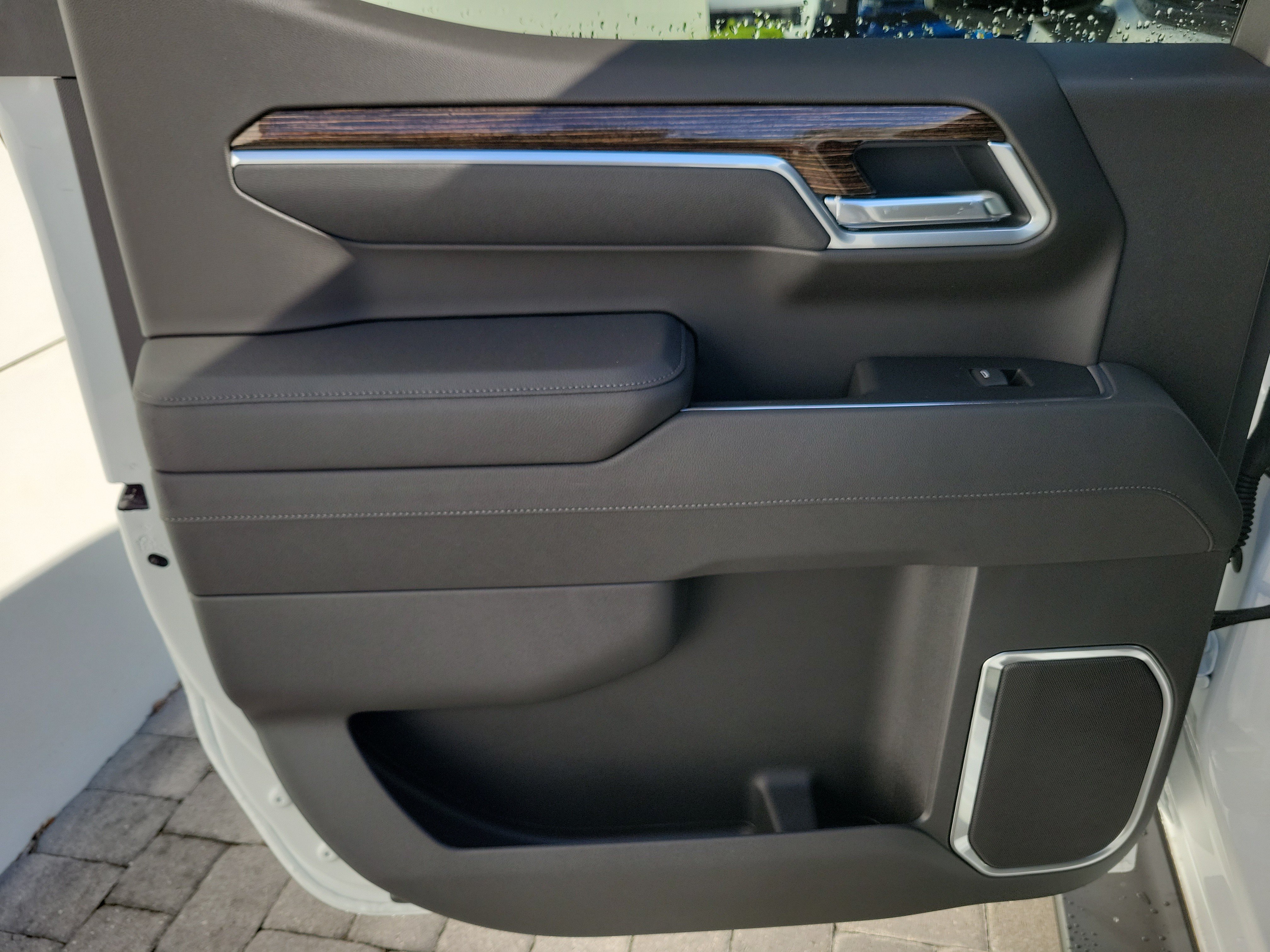 New 2026 GMC Sierra 1500 Elevation w/ Elevation Premium Package AWD/4WD image 13