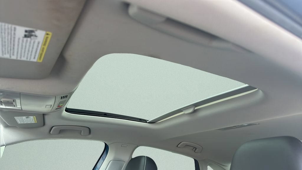 Certified 2025 Volkswagen Jetta SEL FWD image 16