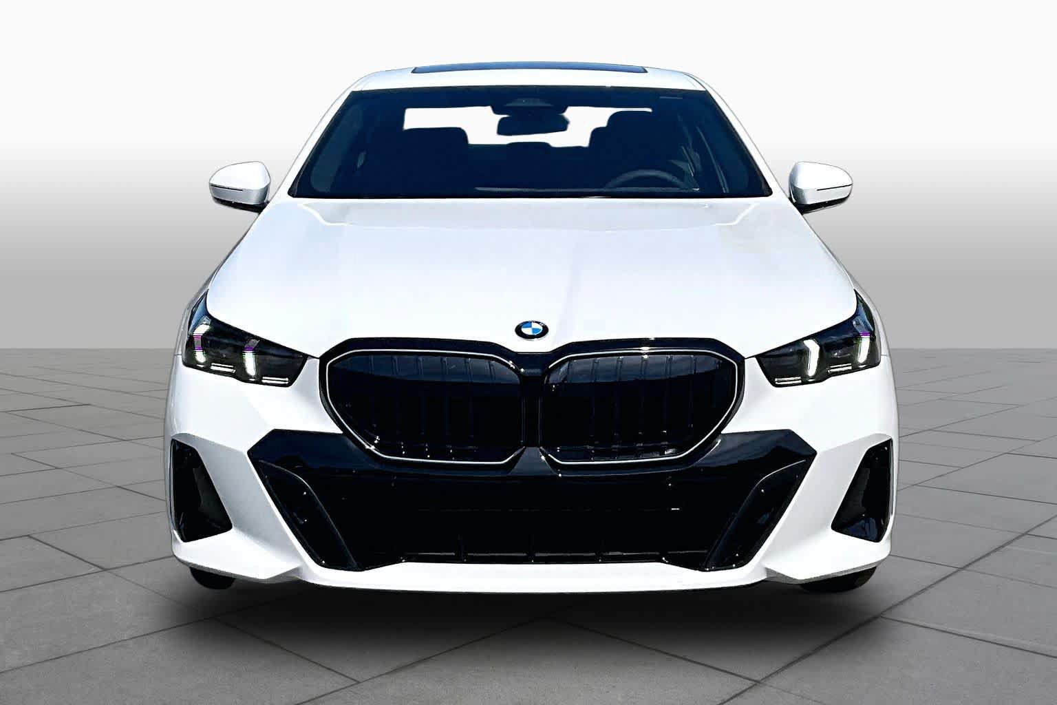 New 2026 BMW 530i w/ M Sport Package RWD image 3