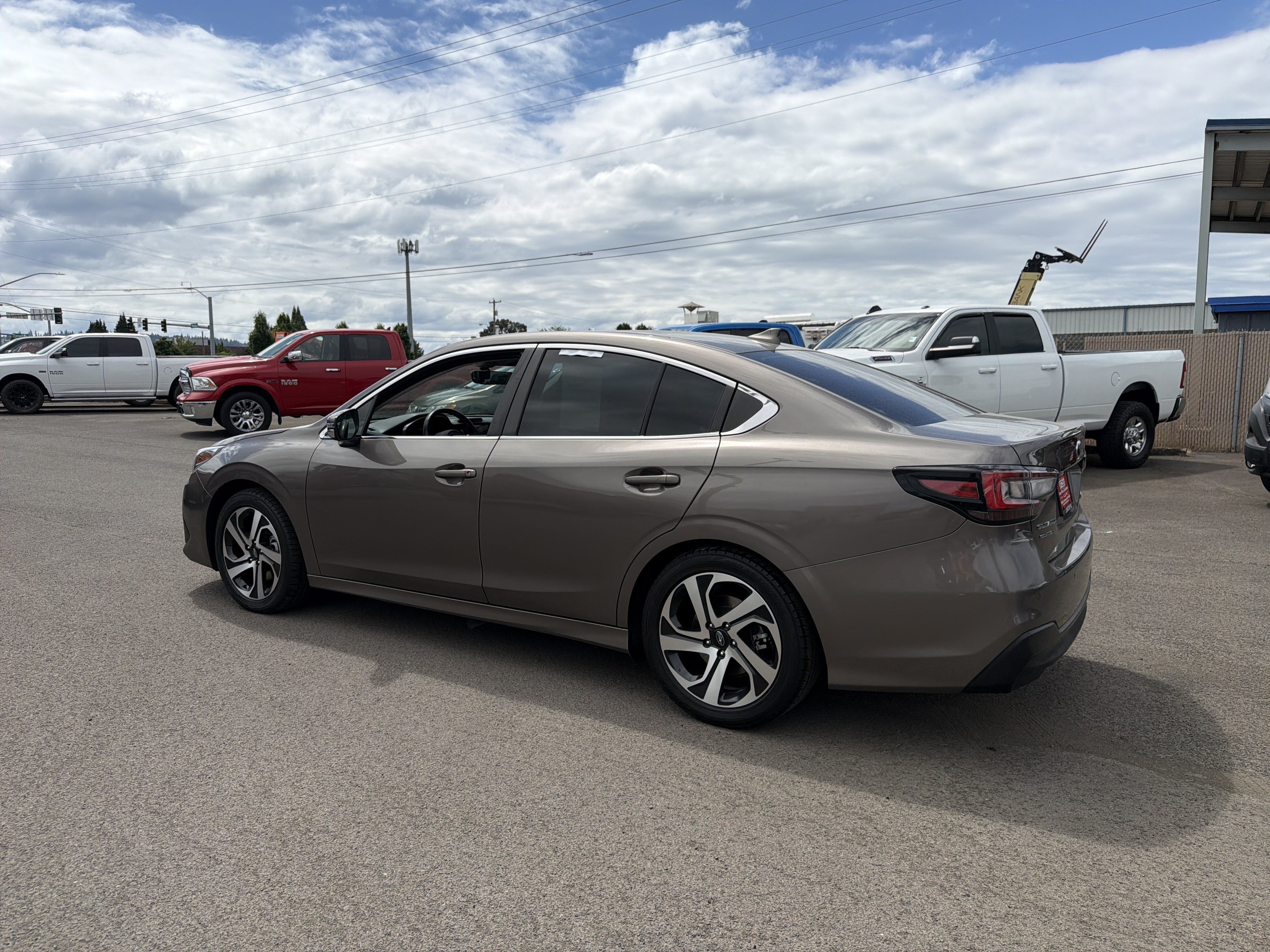 Used 2022 Subaru Legacy Limited AWD/4WD image 3