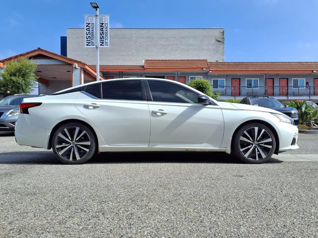 Used 2022 Nissan Altima 2.5 SR FWD image 21