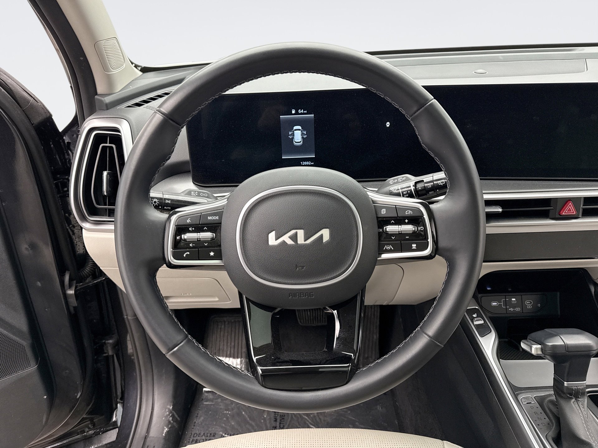 Used 2025 Kia Sorento S w/ Panoramic Sunroof Package image 12
