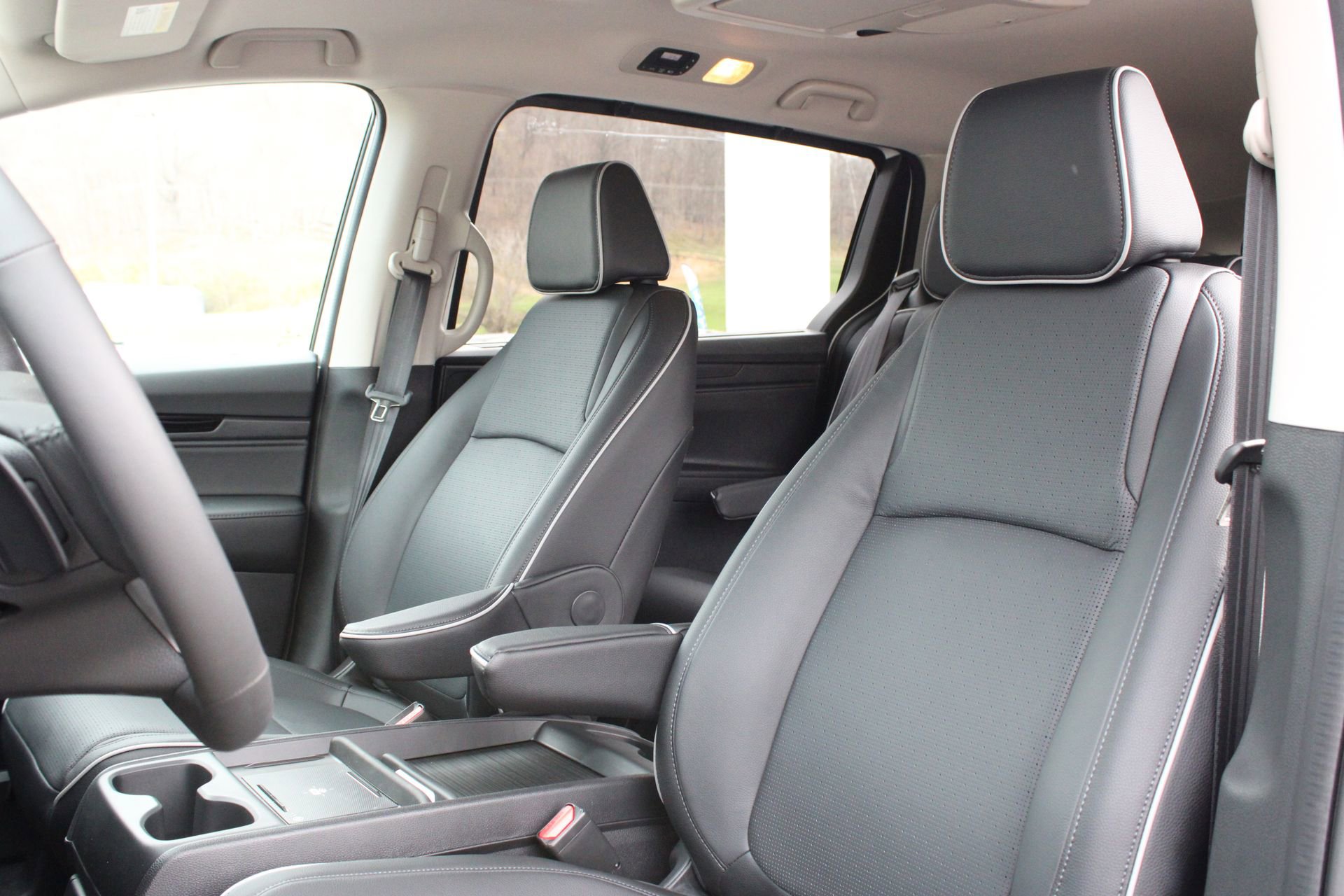 New 2026 Honda Odyssey Elite image 17