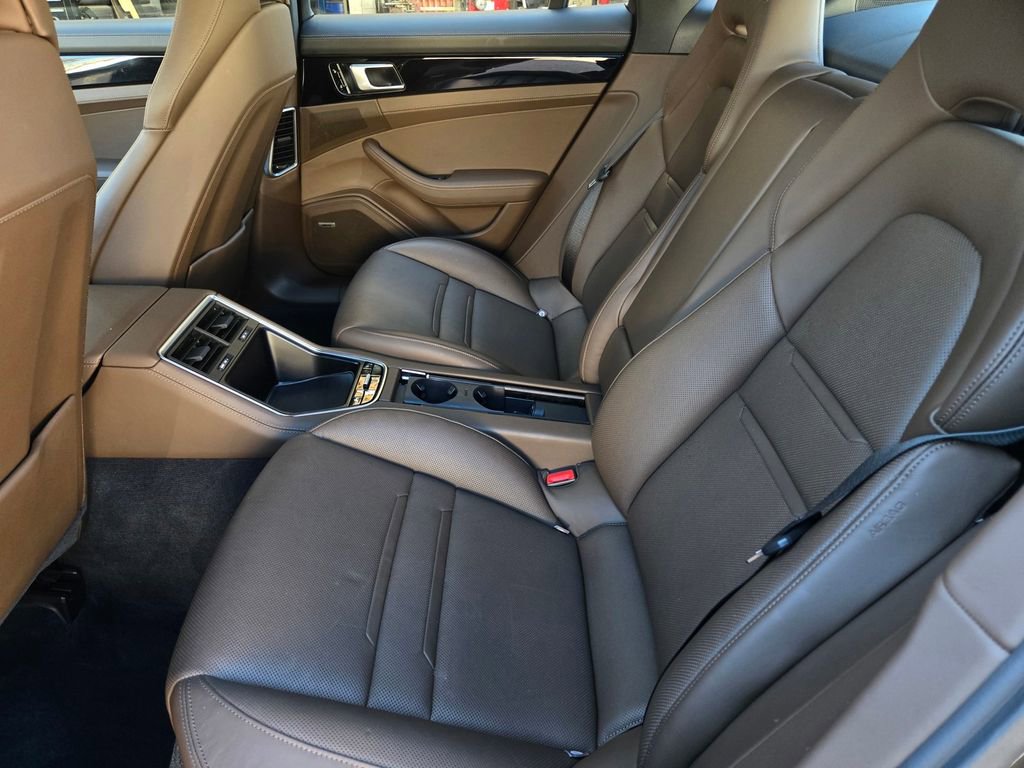 Used 2018 Porsche Panamera 4 AWD/4WD image 15