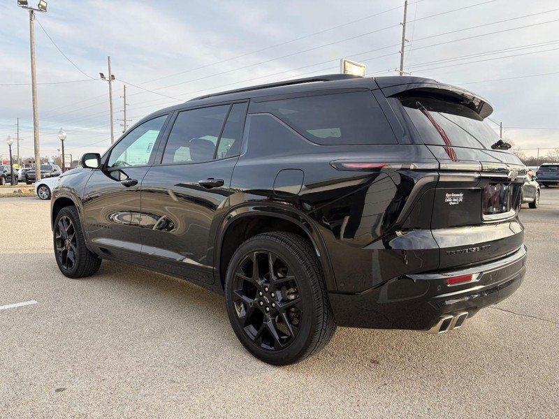 Used 2024 Chevrolet Traverse RS w/ LPO, Floor Liner Package AWD/4WD image 8
