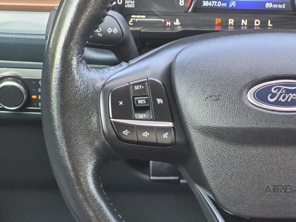 Used 2022 Ford Maverick Lariat w/ Equipment Group 500A Standard AWD/4WD image 18