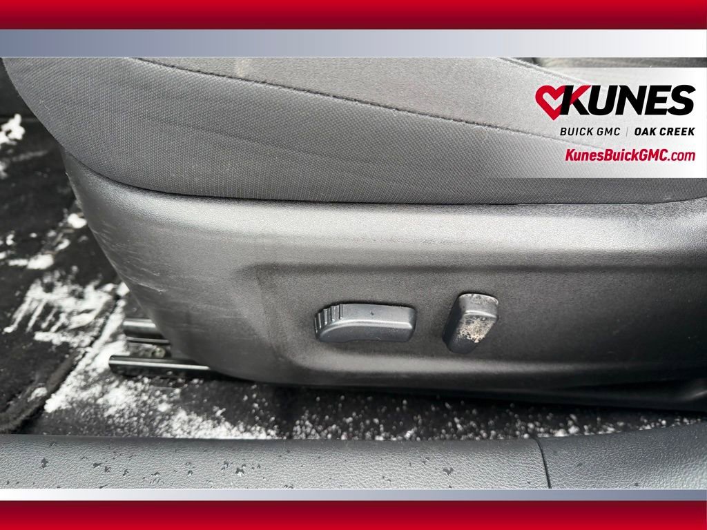 Used 2024 Nissan Altima 2.5 SV image 9