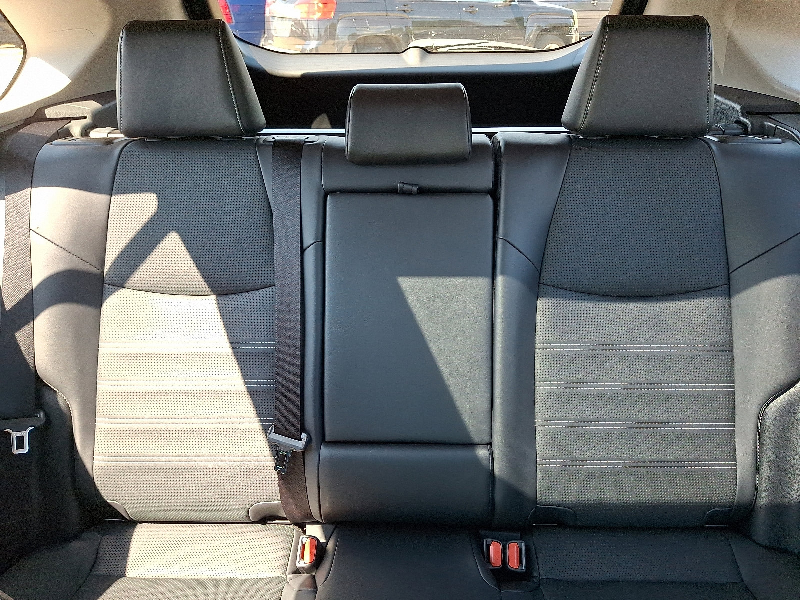 Used 2024 Toyota RAV4 Limited image 19