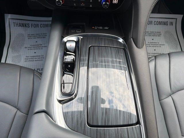 Used 2024 Buick Enclave Essence w/ Sport Touring Edition AWD/4WD image 26