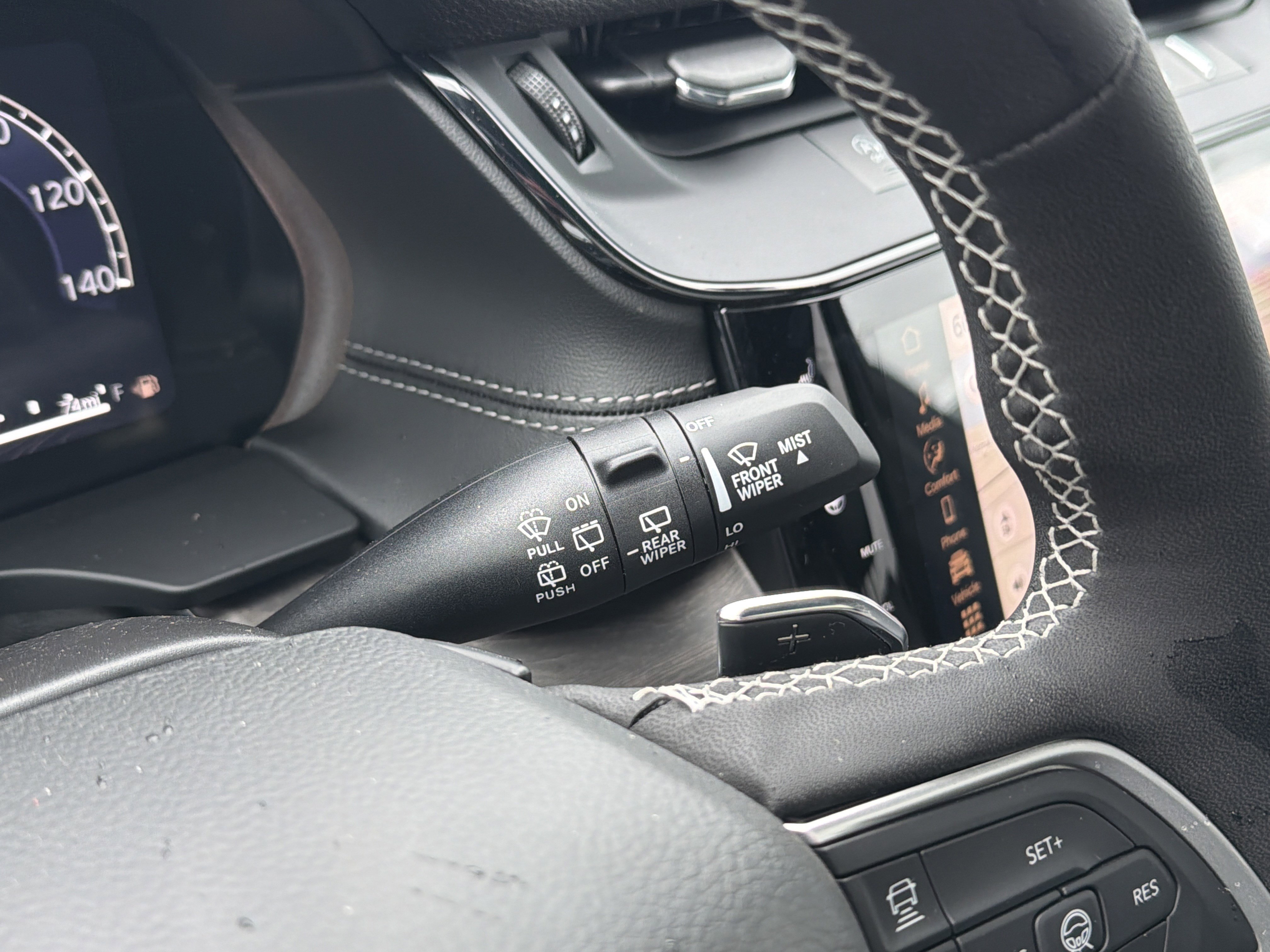 New 2026 Jeep Grand Cherokee L Limited image 20