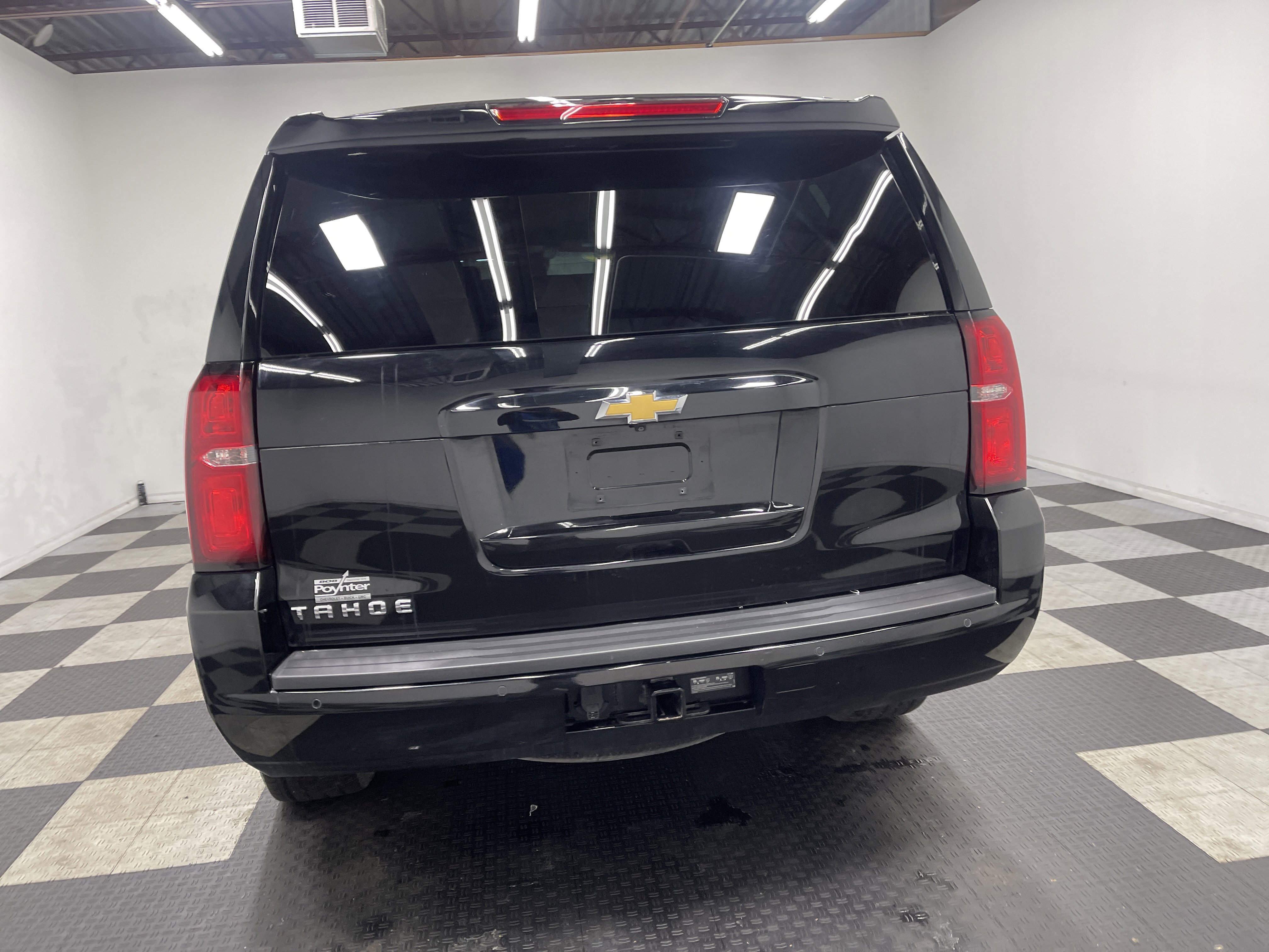 Used 2019 Chevrolet Tahoe LT image 3