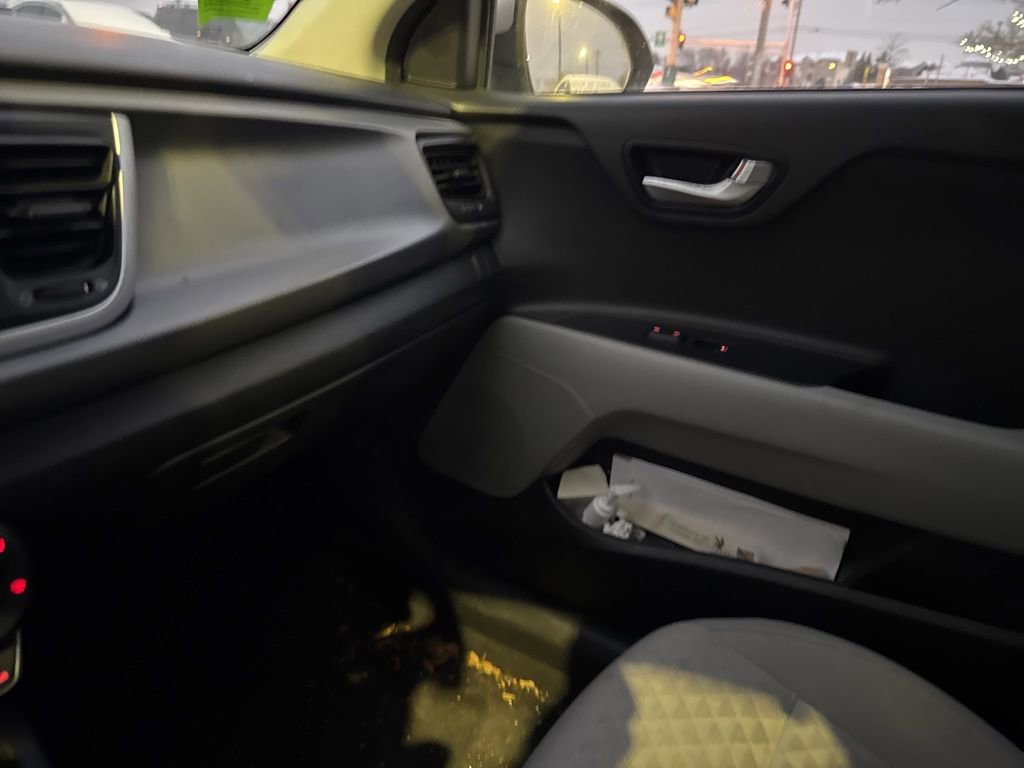 Used 2018 Kia Rio S image 10