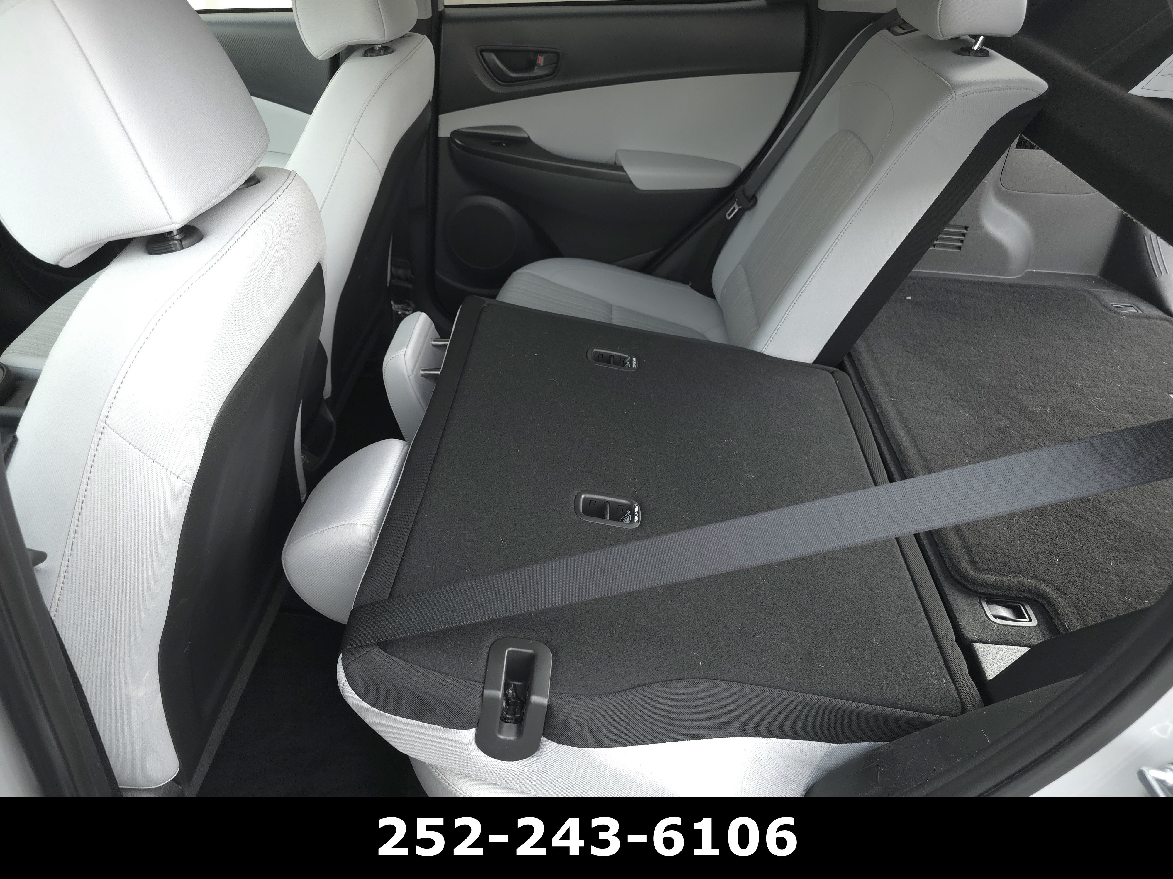 Used 2023 Hyundai Kona SEL AWD/4WD image 28