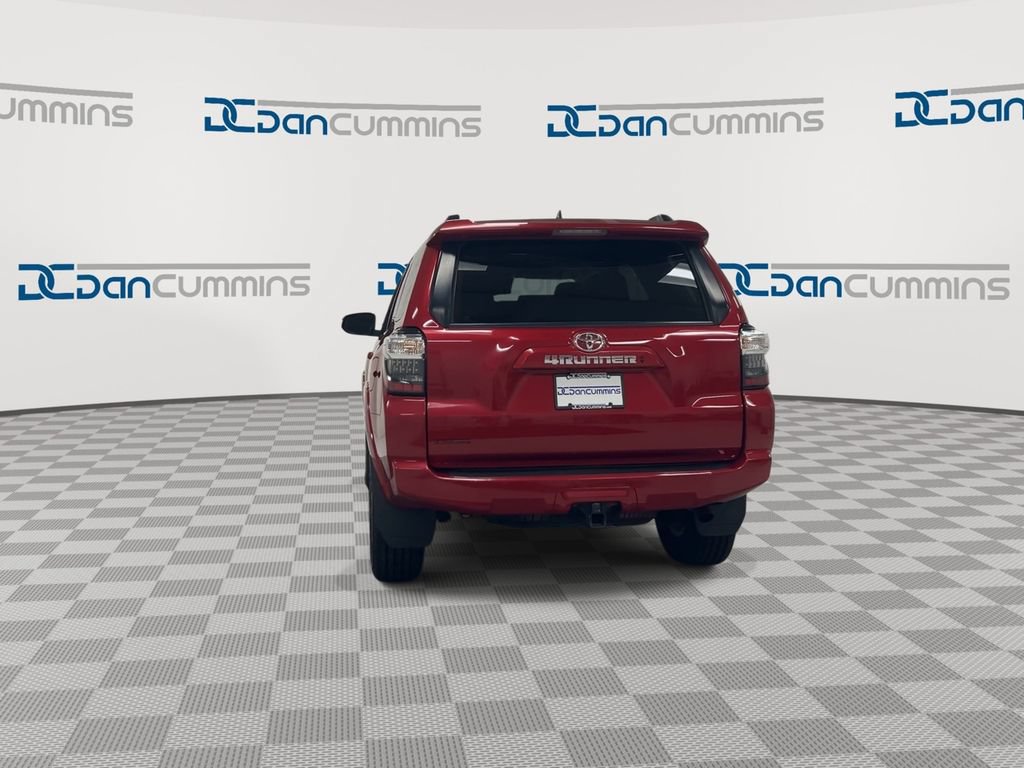 Used 2024 Toyota 4Runner SR5 AWD/4WD image 7