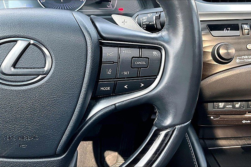 Used 2020 Lexus ES 350 w/ Premium Package FWD image 18