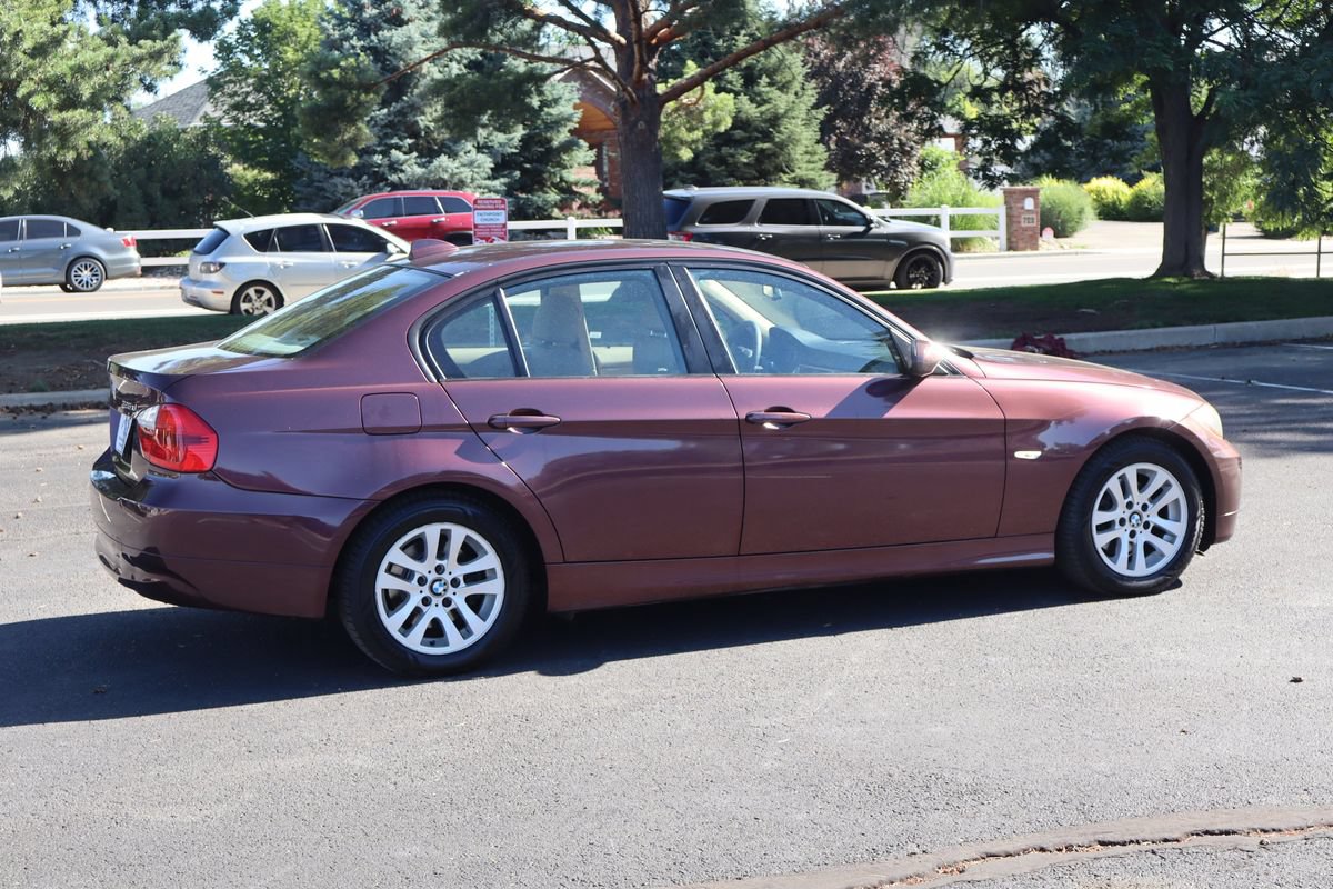 Used 2006 BMW 325xi Sedan AWD/4WD image 4