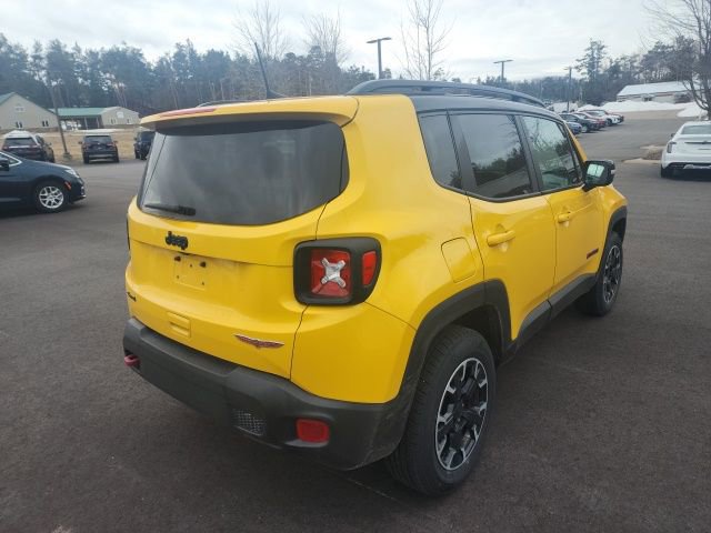 Used 2023 Jeep Renegade Trailhawk image 4