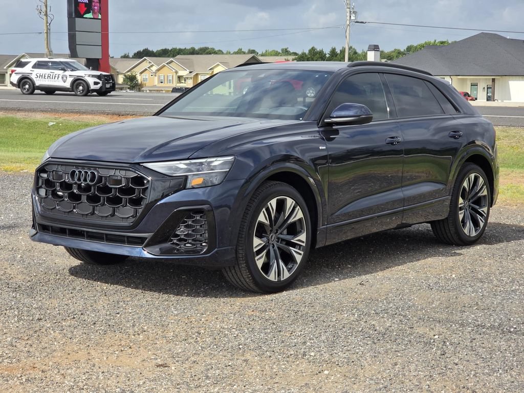 Used 2026 Audi Q8 Premium Plus AWD/4WD image 3