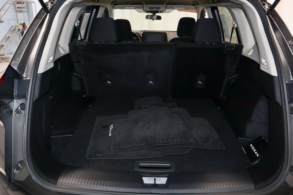 Certified 2023 Nissan Rogue S image 14