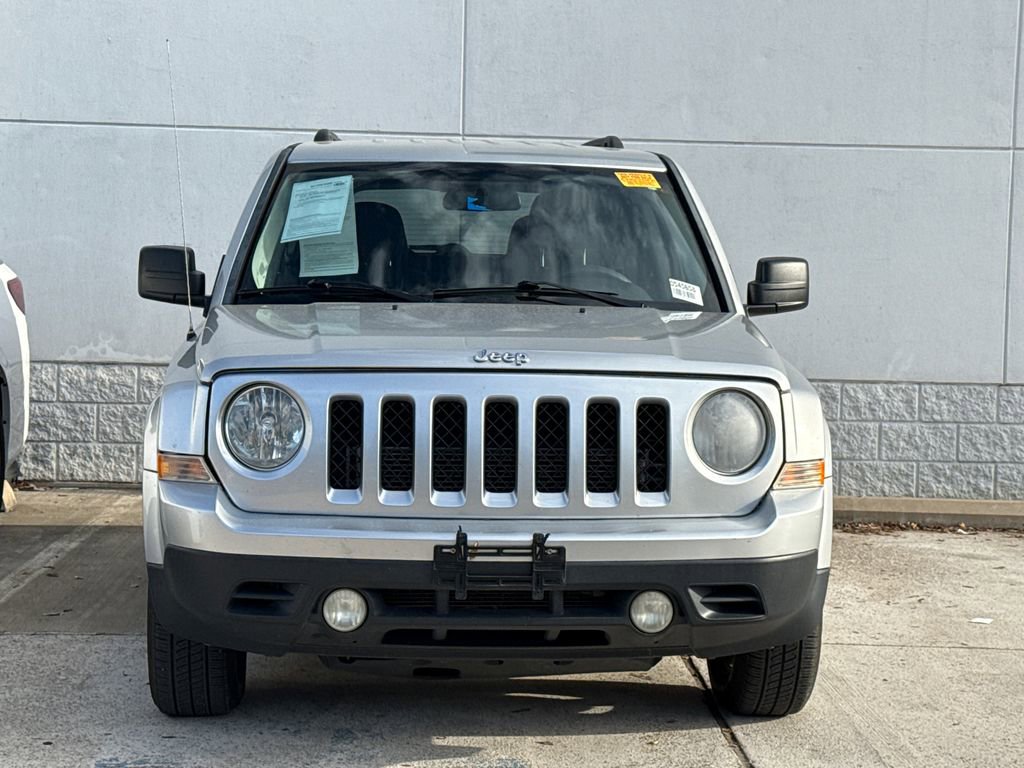 Used 2014 Jeep Patriot Sport FWD image 2