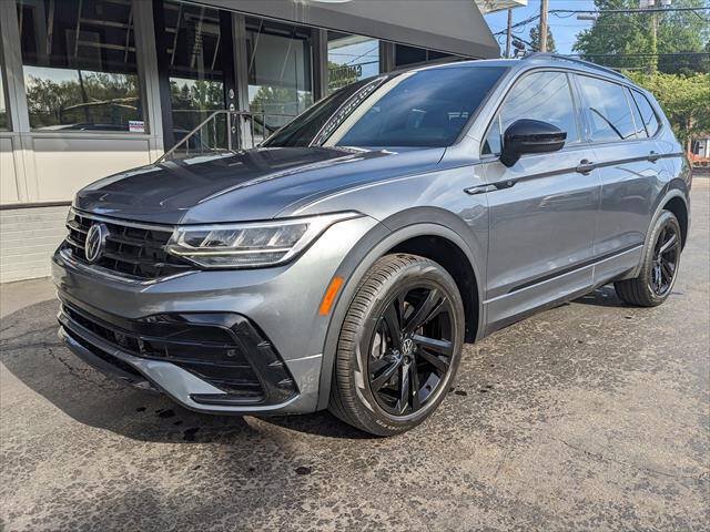 Used 2023 Volkswagen Tiguan SE R-Line