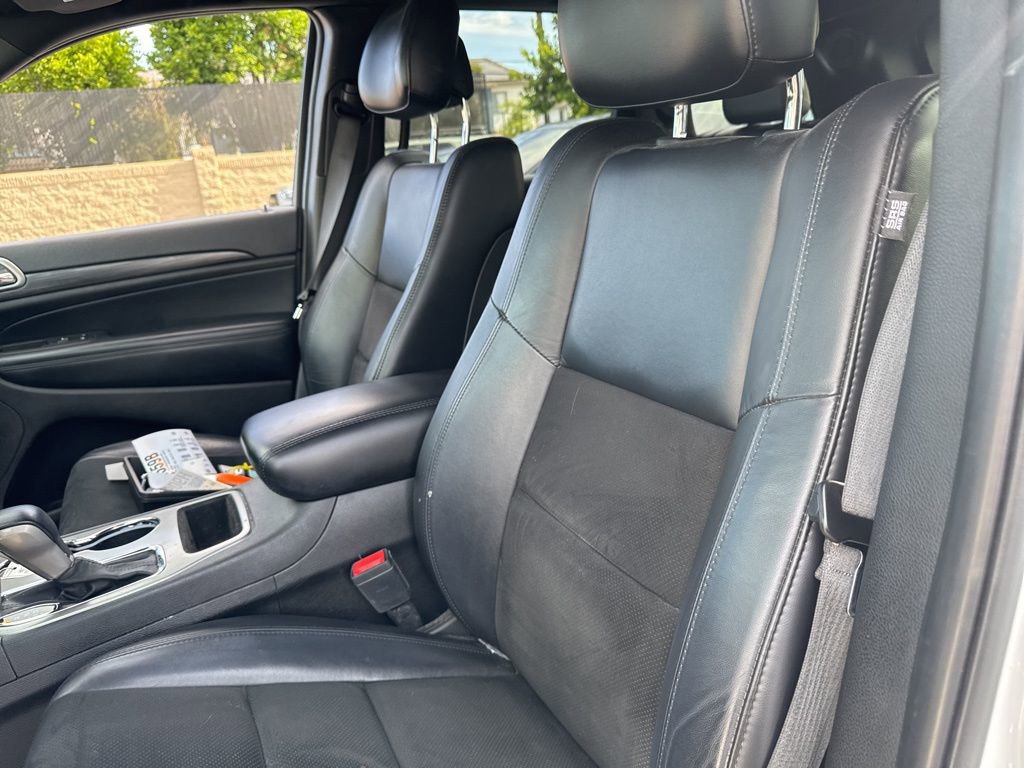 Used 2019 Jeep Grand Cherokee Altitude RWD image 6