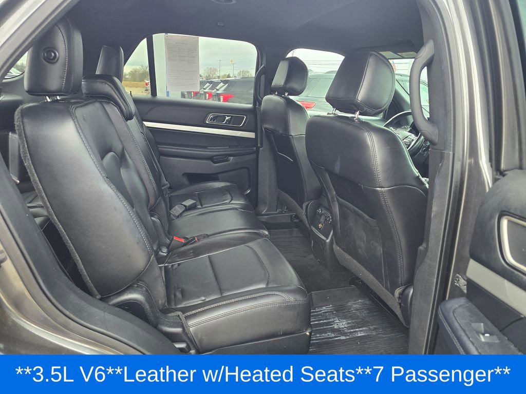 Used 2017 Ford Explorer XLT w/ Equipment Group 202A AWD/4WD image 16