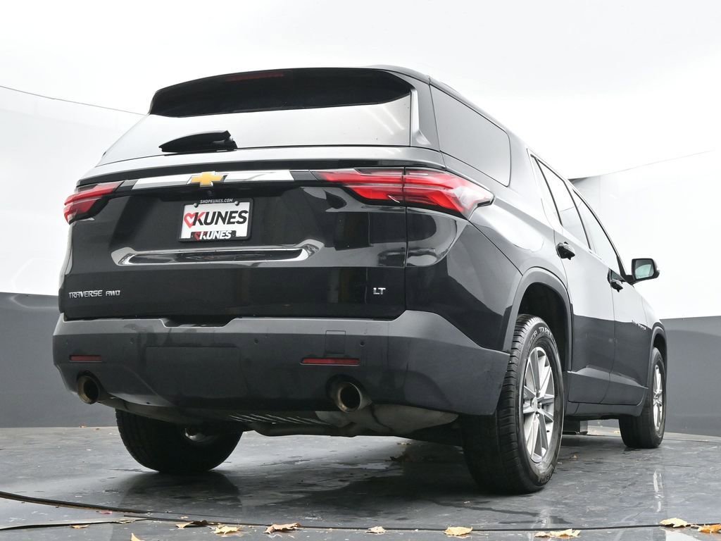 Used 2023 Chevrolet Traverse LT image 46