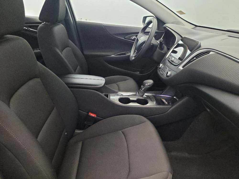 Used 2024 Chevrolet Malibu LT image 21