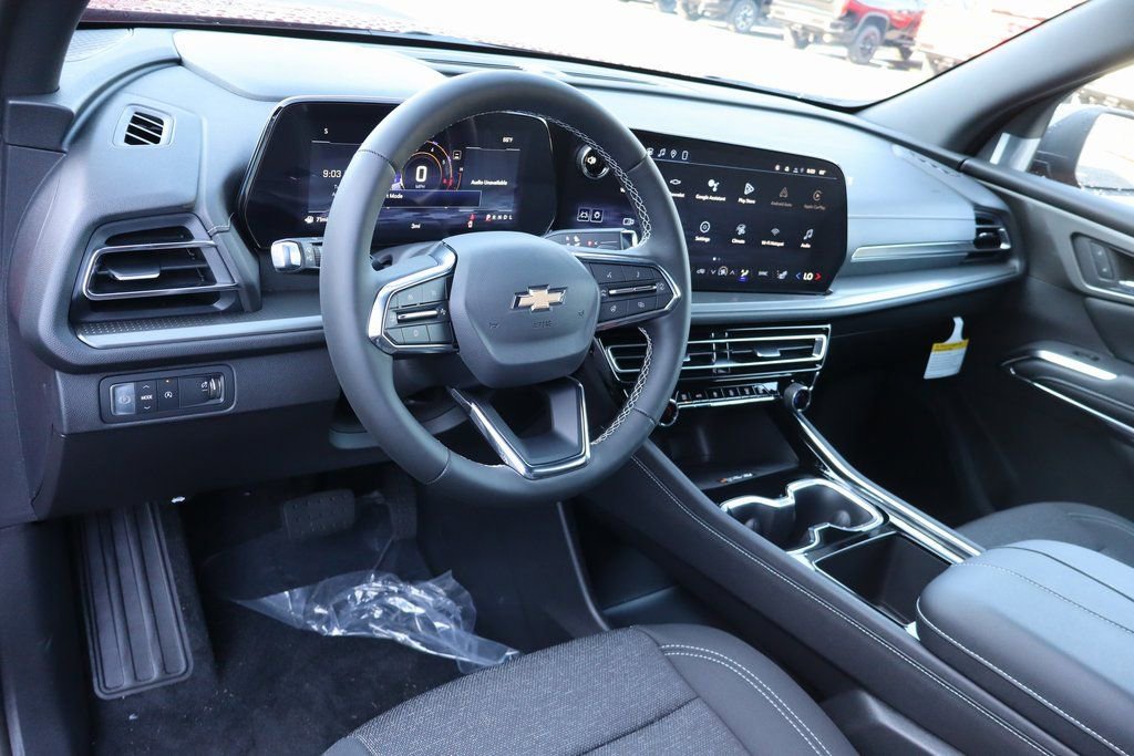 New 2026 Chevrolet Traverse LT w/ Driver Confidence Package image 6