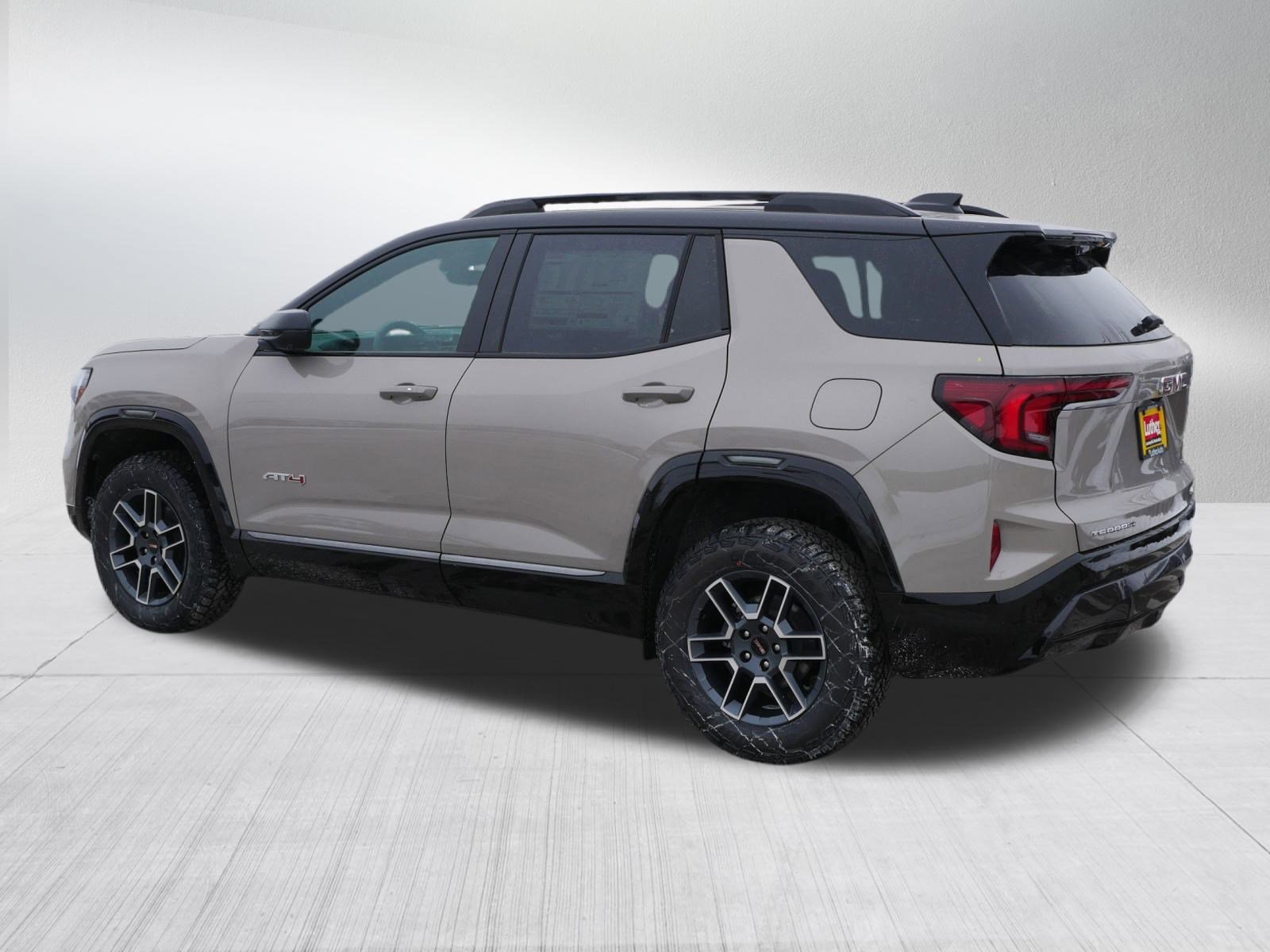 New 2026 GMC Terrain AT4 w/ Technology Package II AWD/4WD image 2