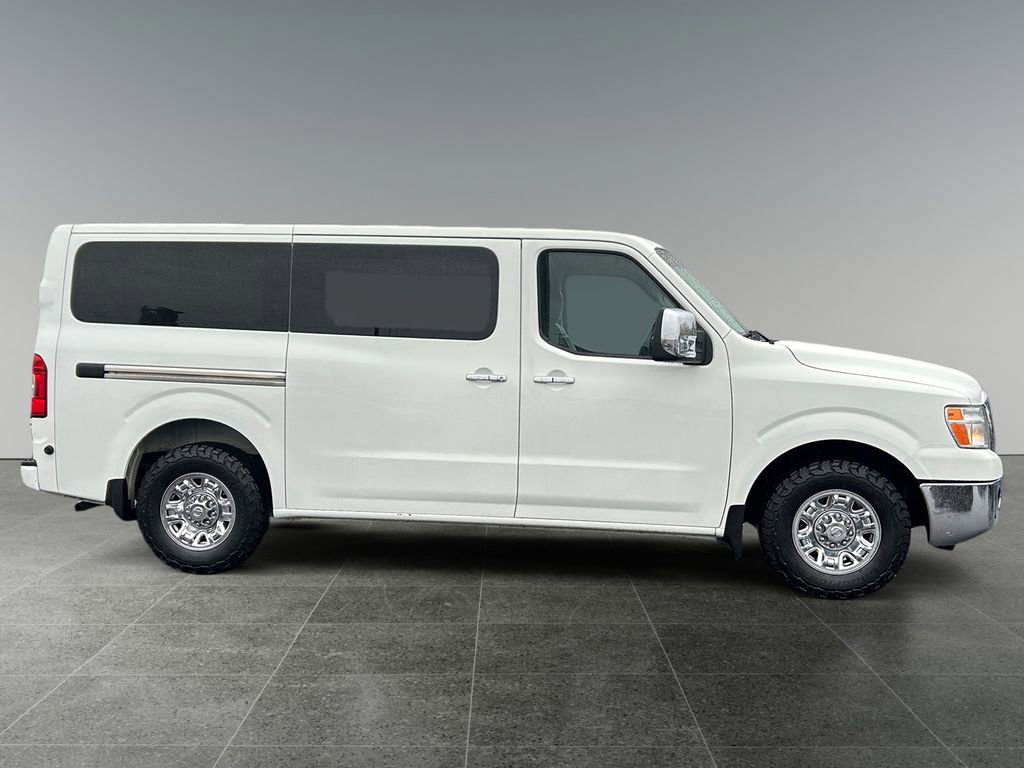 Used 2014 Nissan NV 3500 SL w/ Technology Package image 8