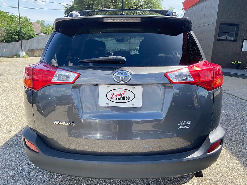 Used 2014 Toyota RAV4 XLE AWD/4WD image 4
