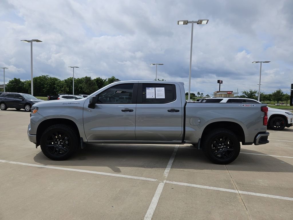 Used 2025 Chevrolet Silverado 1500 Custom AWD/4WD image 5