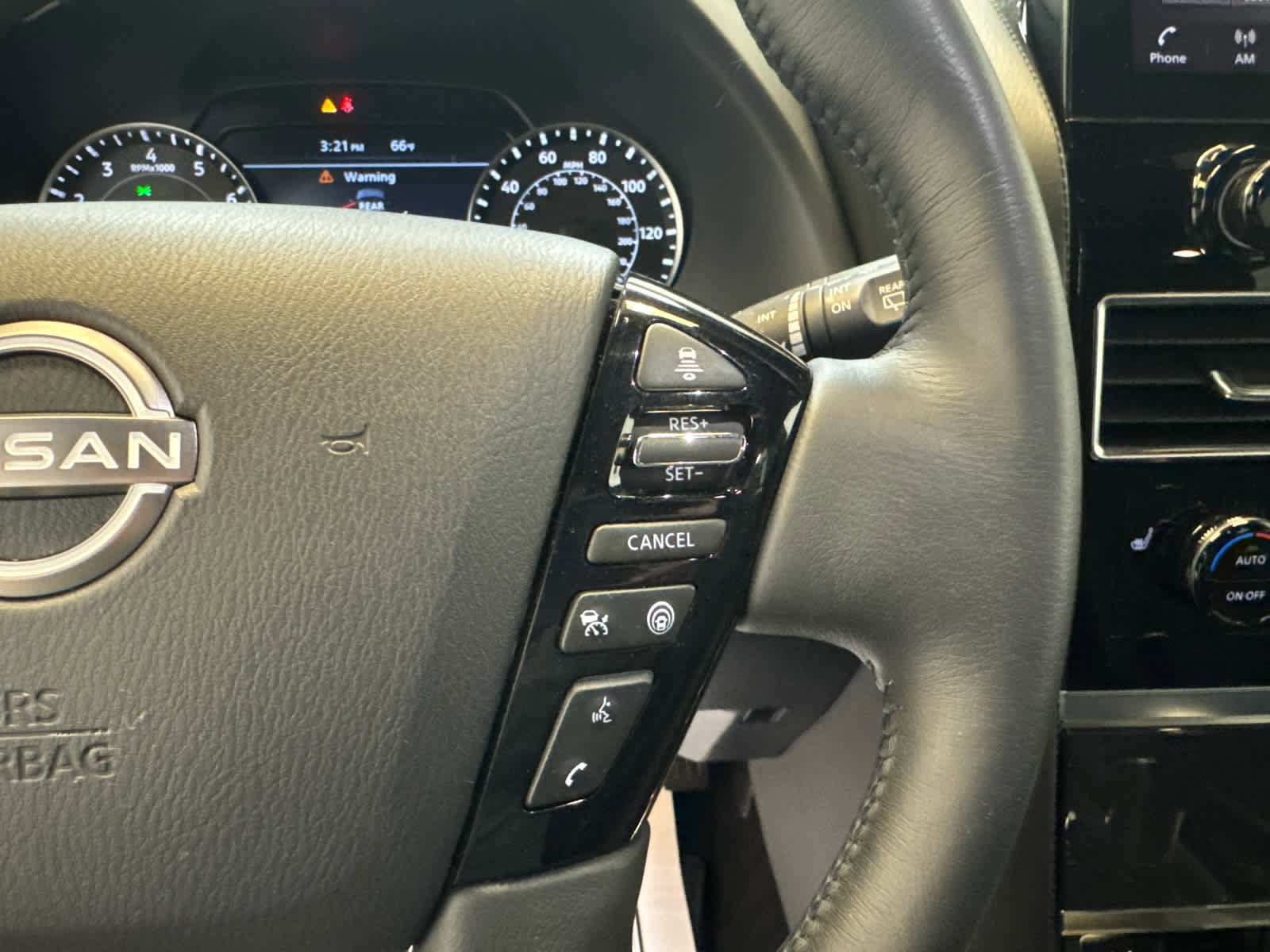 Certified 2024 Nissan Armada SL w/ Midnight Edition Package image 19