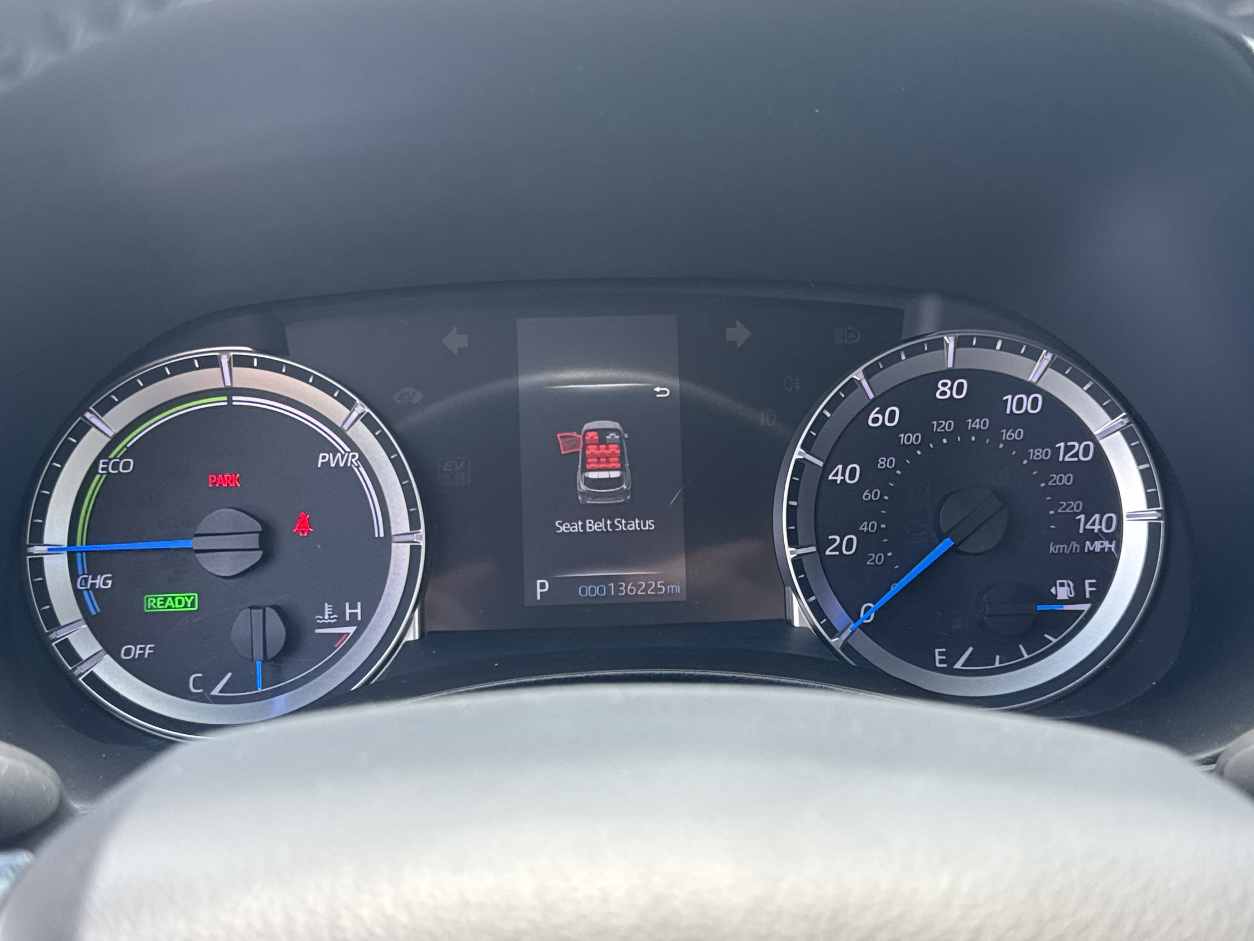 Used 2020 Toyota Highlander LE image 29