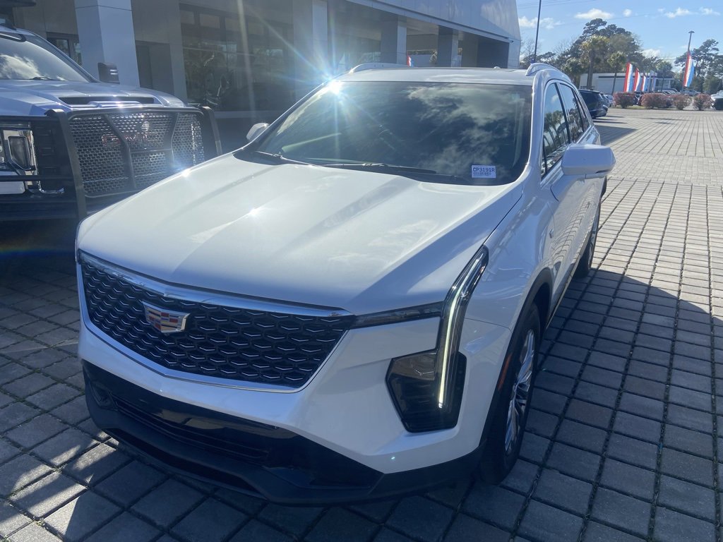 Certified 2025 Cadillac XT4 Premium Luxury image 27