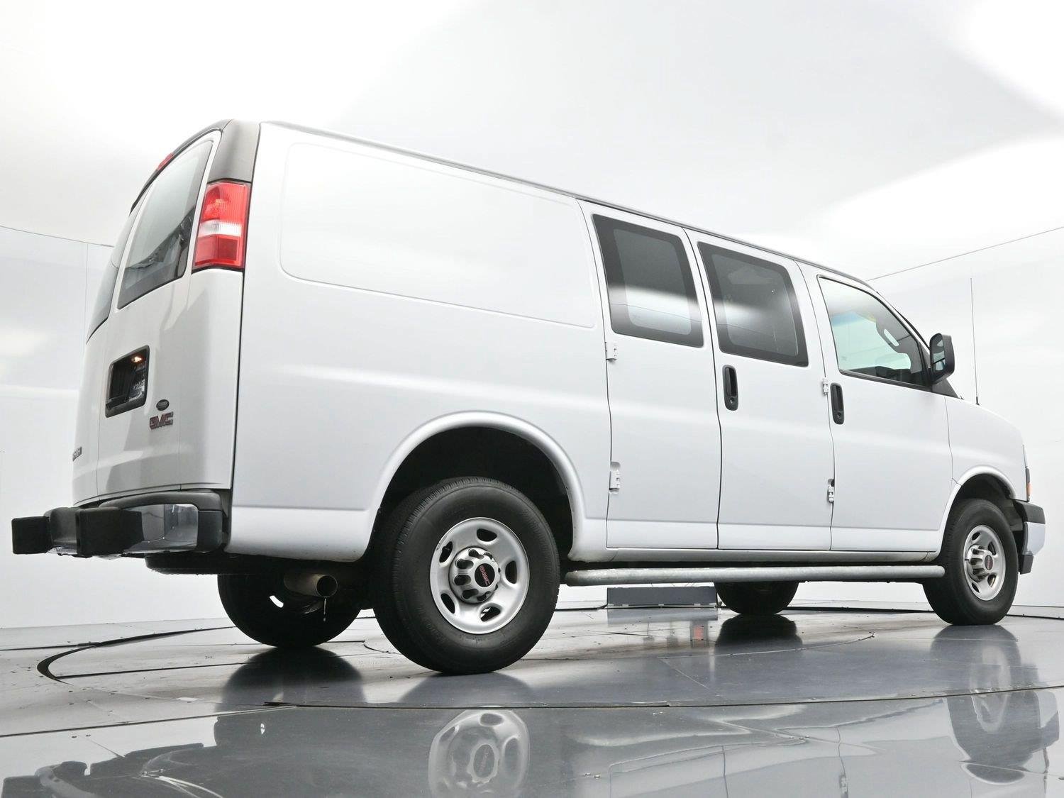 Used 2024 GMC Savana 2500 w/ Driver Convenience Package RWD image 42