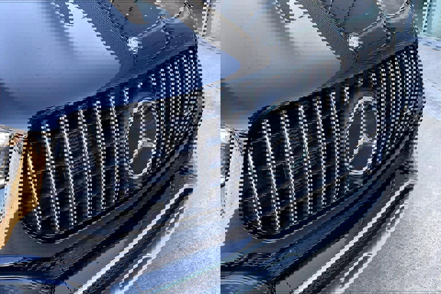 Used 2024 Mercedes-Benz GLE 53 AMG 4MATIC Coupe image 27