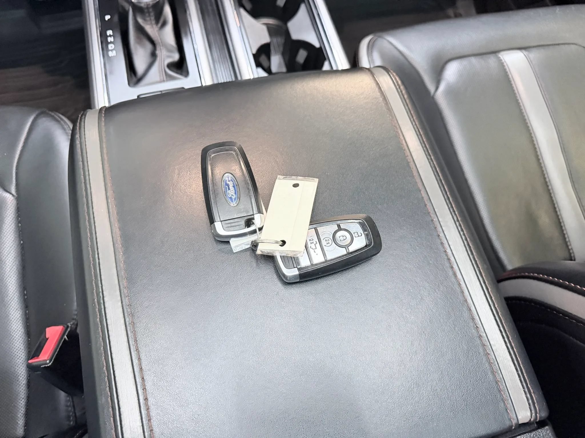 Used 2018 Ford F150 Platinum w/ Equipment Group 701A Luxury AWD/4WD image 26