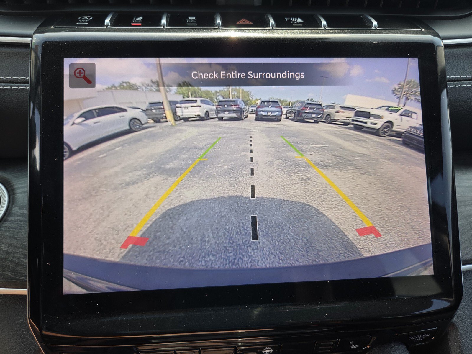 Used 2022 Jeep Grand Cherokee Limited AWD/4WD image 25