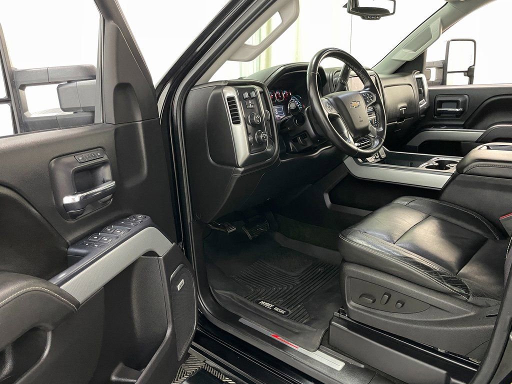 Certified 2015 Chevrolet Silverado 2500 LTZ w/ Duramax Plus Package AWD/4WD image 24