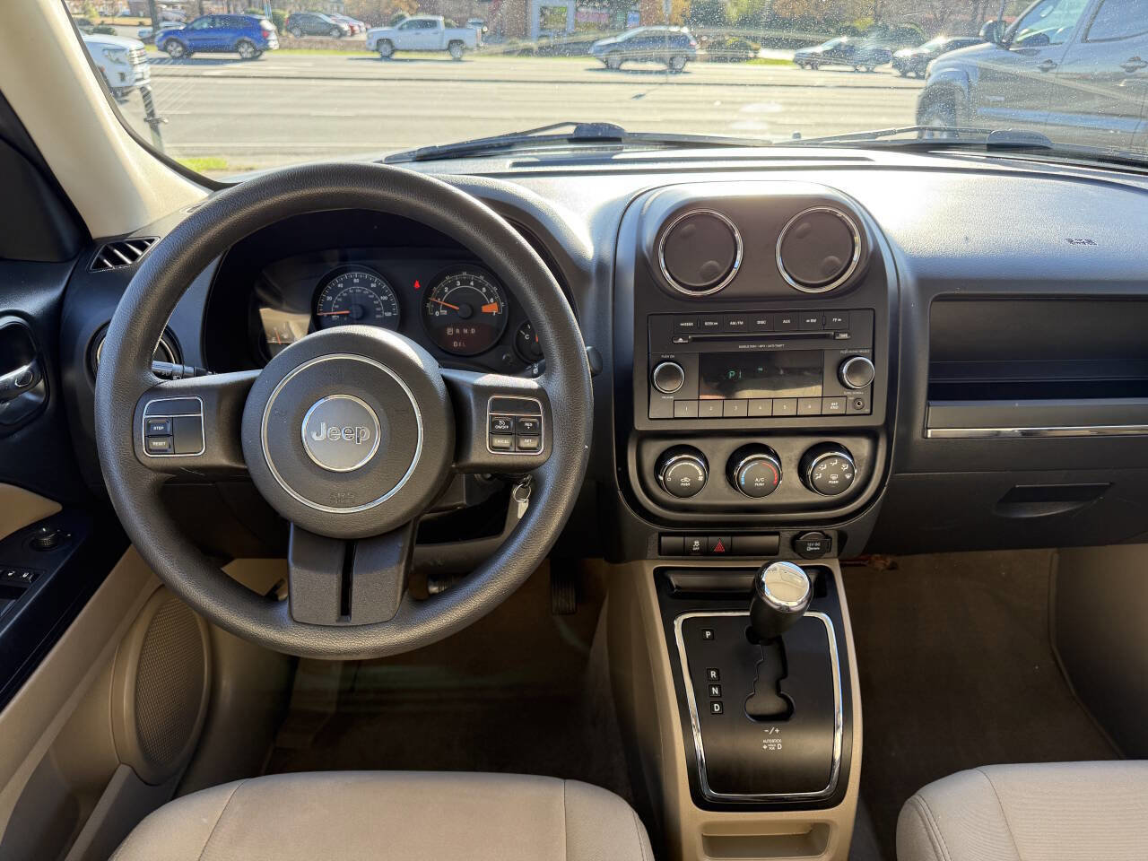 Used 2014 Jeep Patriot Sport w/ Power Value Group image 17