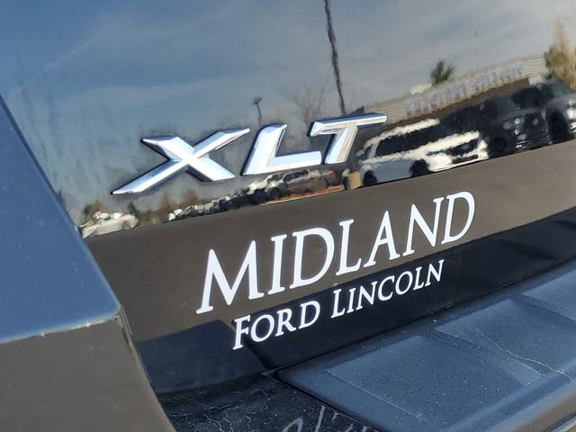 Certified 2023 Ford Explorer XLT w/ Equipment Group 202A AWD/4WD image 7