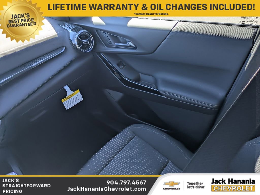 New 2026 Chevrolet Equinox LT w/ Midnight Edition image 17