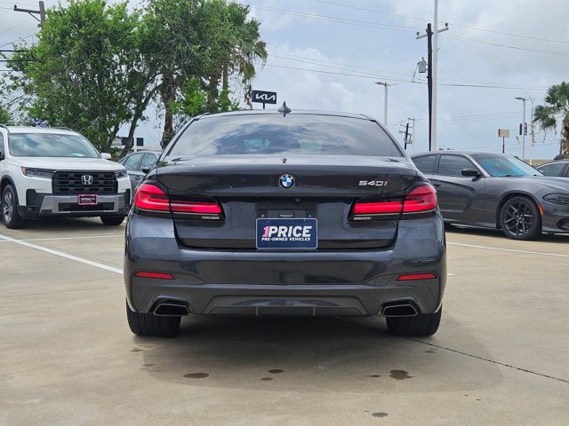 Used 2021 BMW 540i w/ M Sport Package RWD image 6