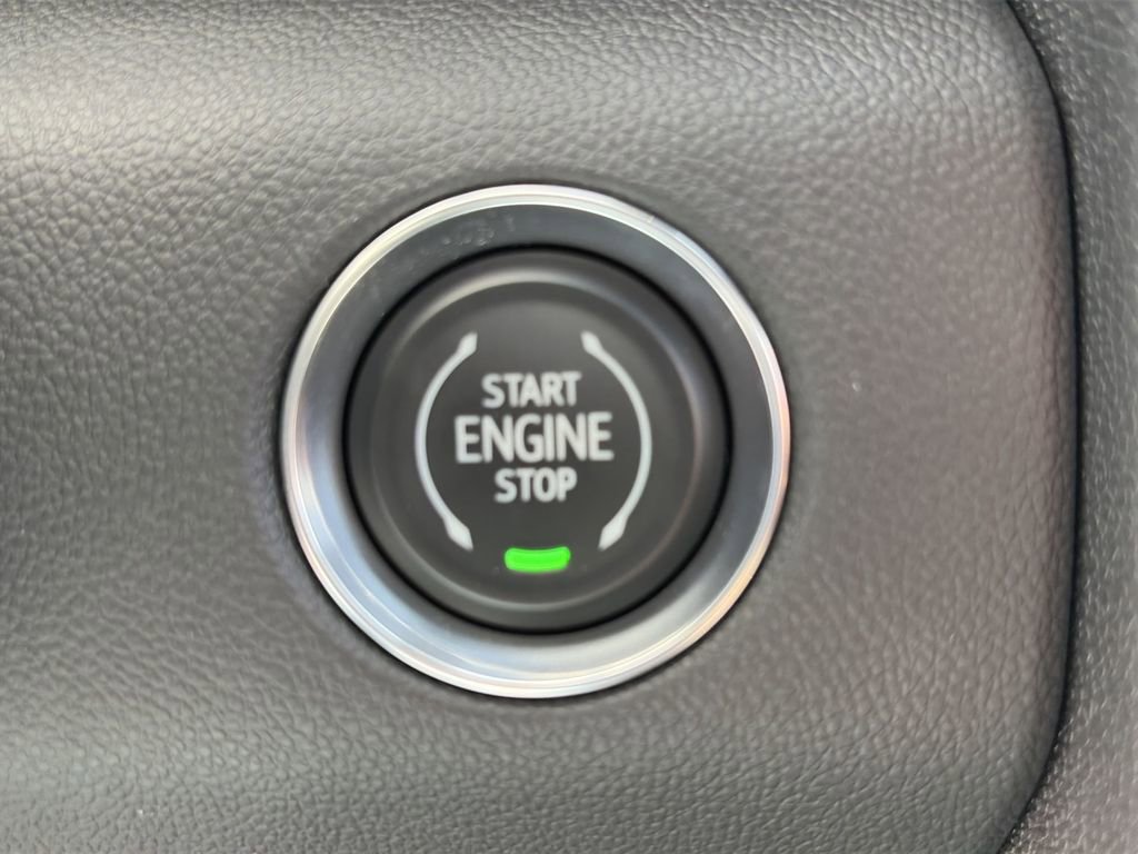 New 2026 GMC Acadia Denali w/ Super Cruise Package image 23